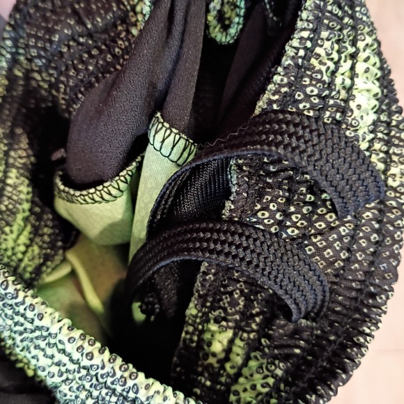 Althetic Green Soccer Basketball Gym Shorts Boys Youth XS (4-5) Stretchy EUC - Picture 5 of 5